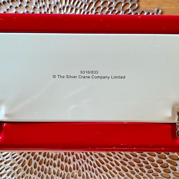 Collectible RETRO RADIO Lunchbox Red/White/Crome - Picture 6 of 10